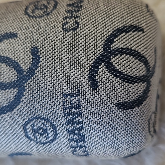 CHANEL Camshell Case for Sunglasses Eyeglasses with New Cleaning Cloth Gray Navy - Picture 5 of 9